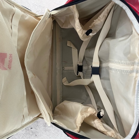 Travel computer or small duffle bag with wheels and extended handle for travel - Picture 11 of 16